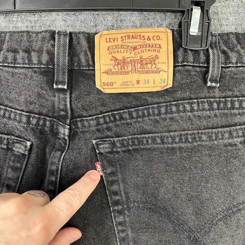 Levi 560 Vintage 90s Black Denim Jeans Mens W36 L34 Loose Fit Tapered Leg‎ USA